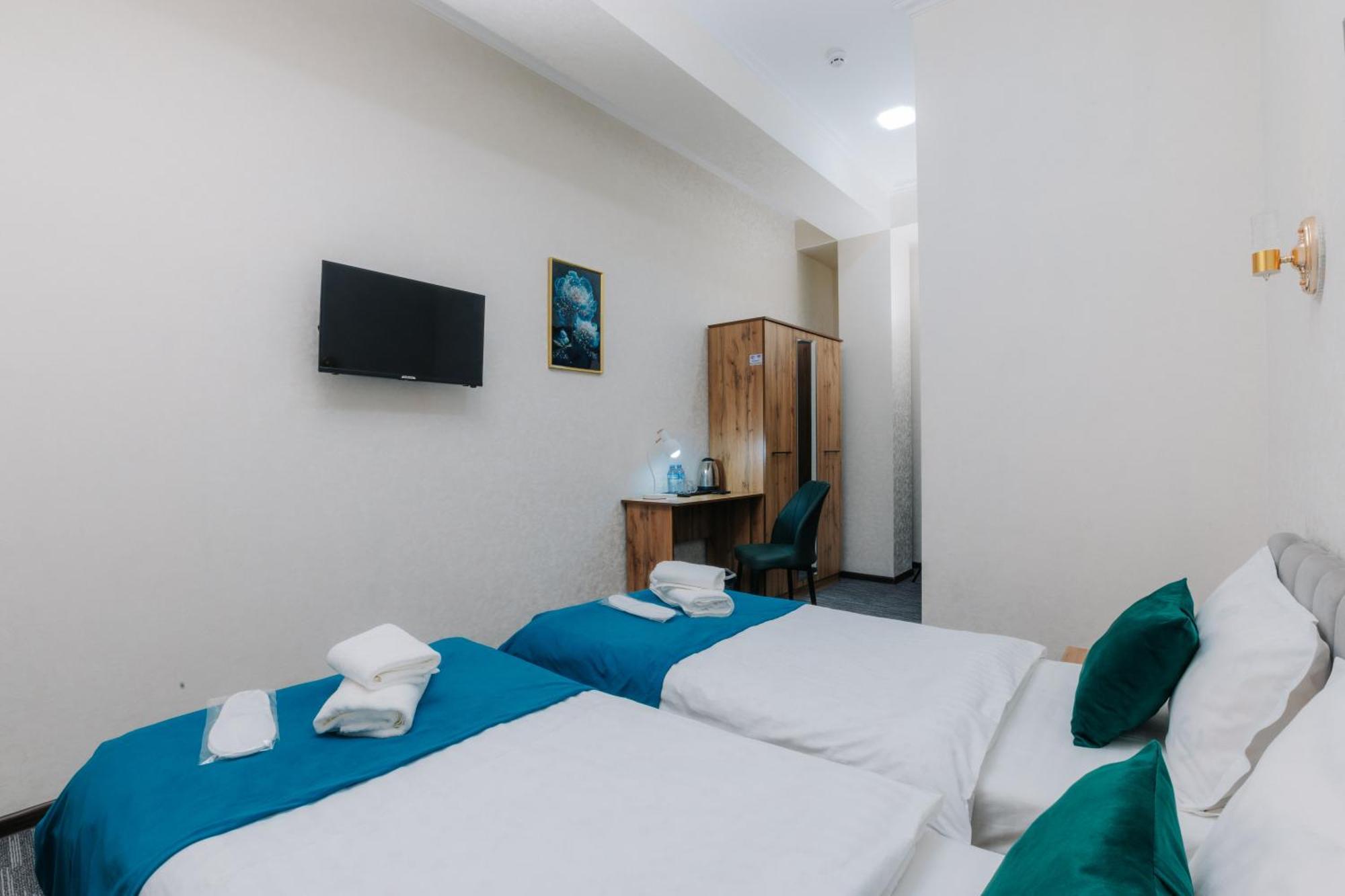 Resident Hotel Tashkent Exterior foto